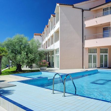 Hotel Duje Vodice Exterior foto