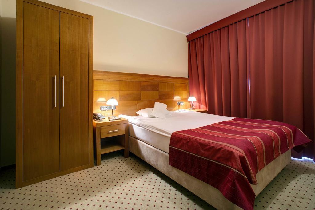 Hotel Duje Vodice Zimmer foto